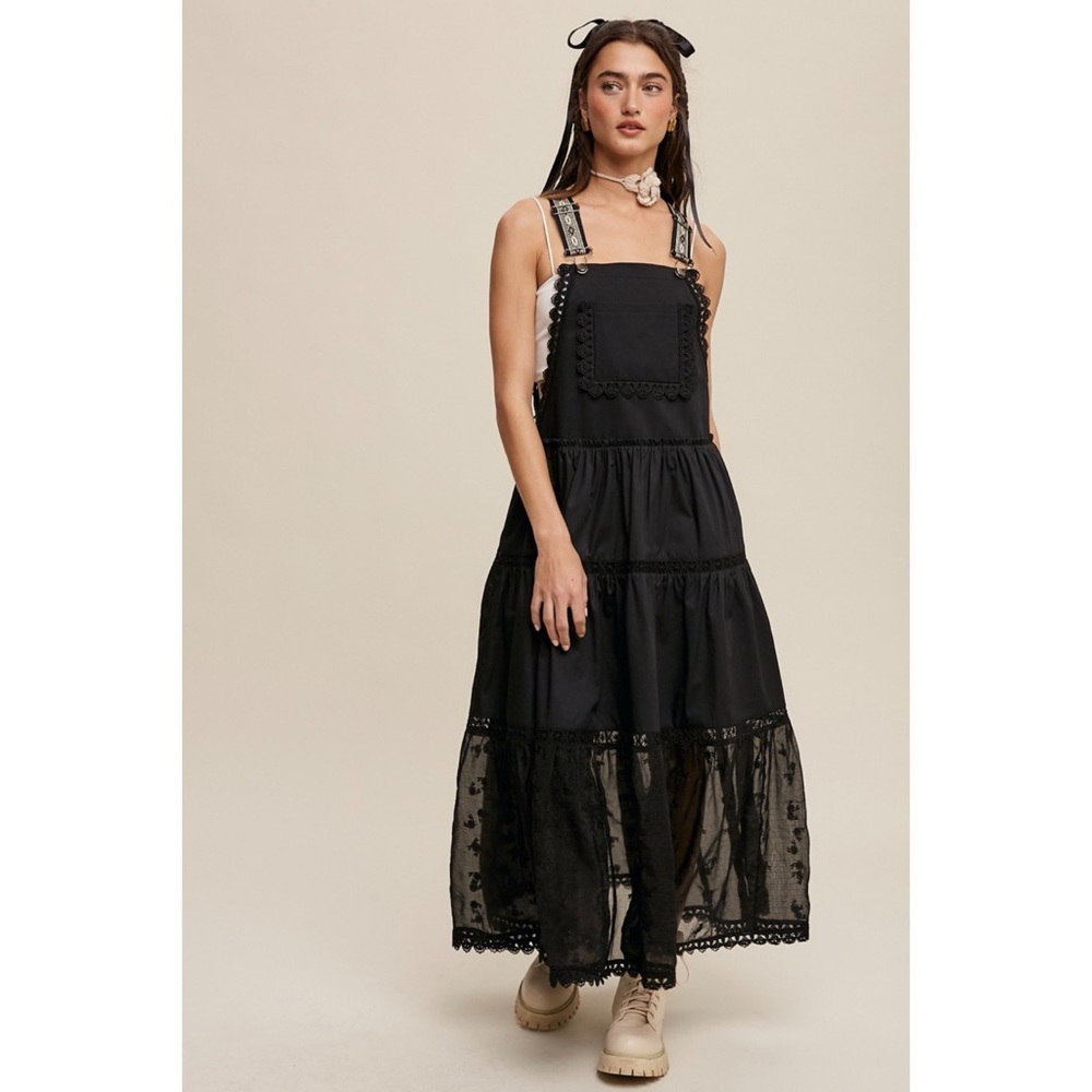 Listicle Black Lace Pieced Jacquard Strap Skirtall - Picture 2 of 12